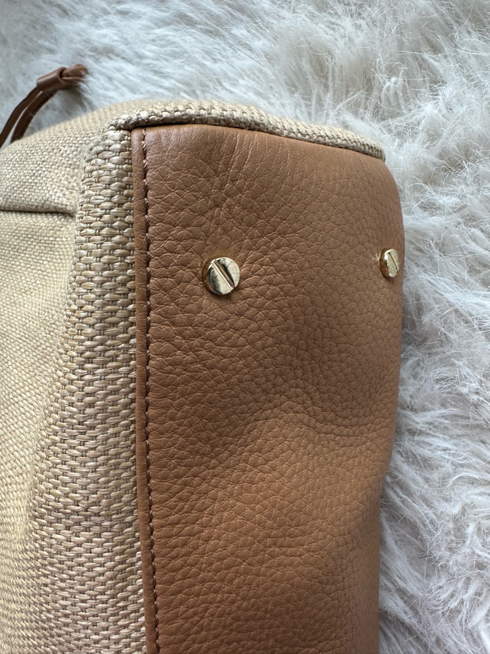 Tory Burch Light neutral and tan double T Logo straw Tote with leather - Picture 6 of 15